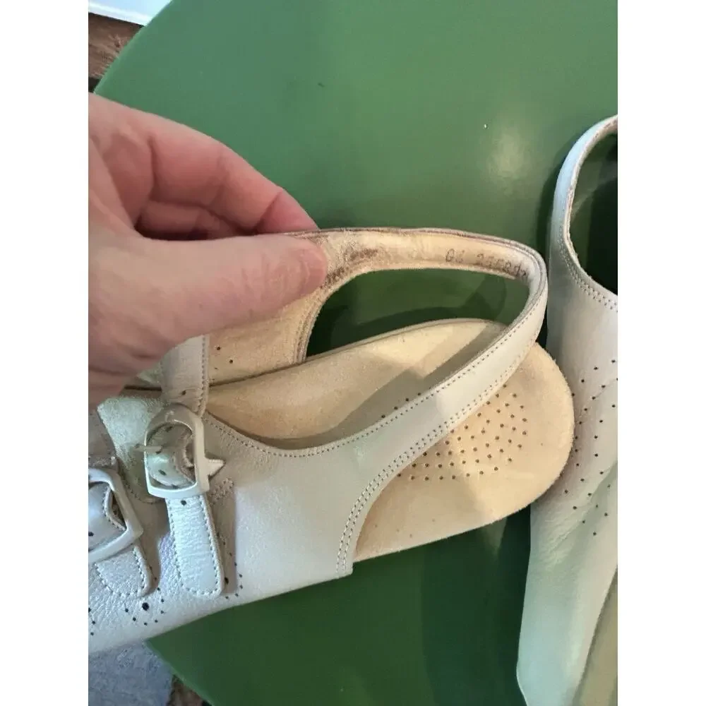 Women’s SAS Tripad Comfort Triple Buckle Beige Sandal‎ Shoes Size 9.5 S Narrow